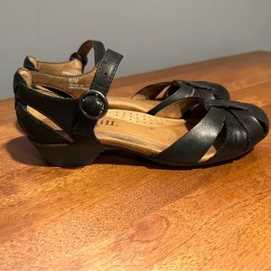 Cobb Hill by New Balance leather shoes